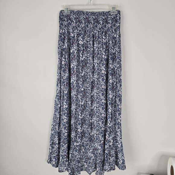 NWT Ava Christine Front Slit Smocked Floral Print Maxi Skirt Button Front S Boho - Picture 7 of 14
